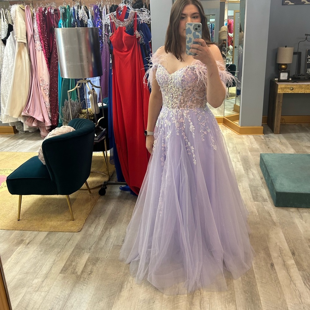 Elle Wilde 2023 collection